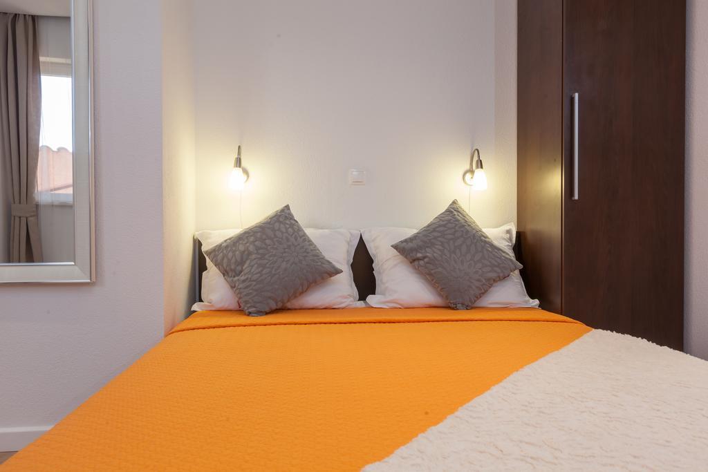 Apartment Vila Volicija Makarska Exterior foto